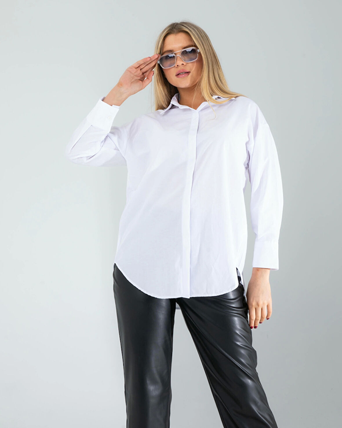 Beyaz Regular Fit Gömlek