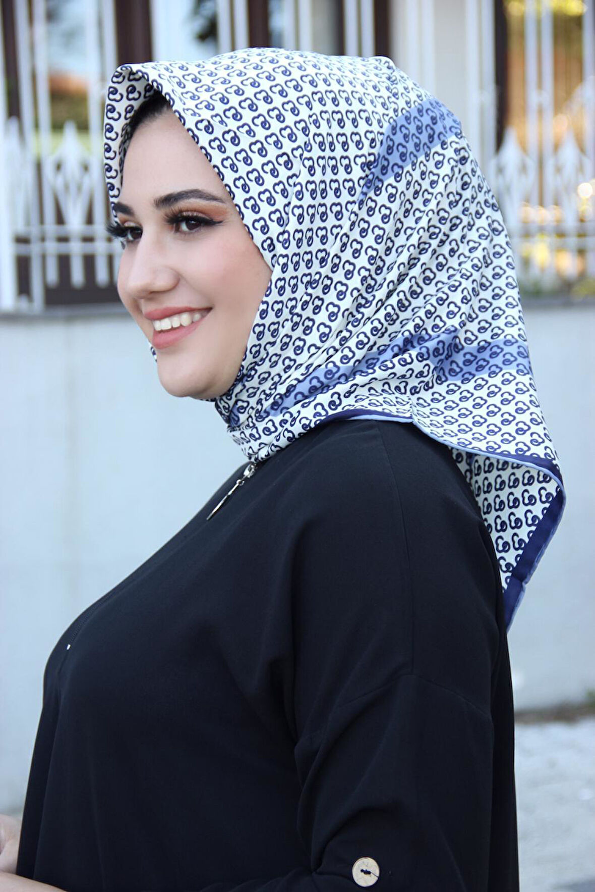 Desenli Eşarp