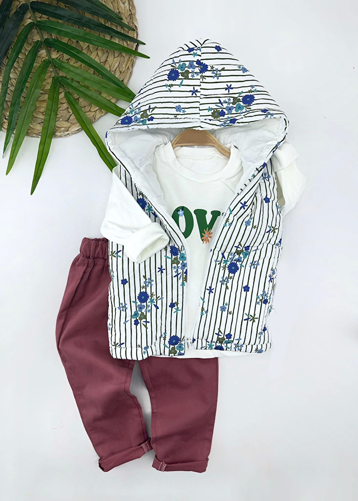 3-4-5-6 Yaş Kapşonlu Fermuarlı Çiçekli Şişme Yelek Sweat Pantolonlu 3lü Kız Erkek Çocuk Takımı Yeşil