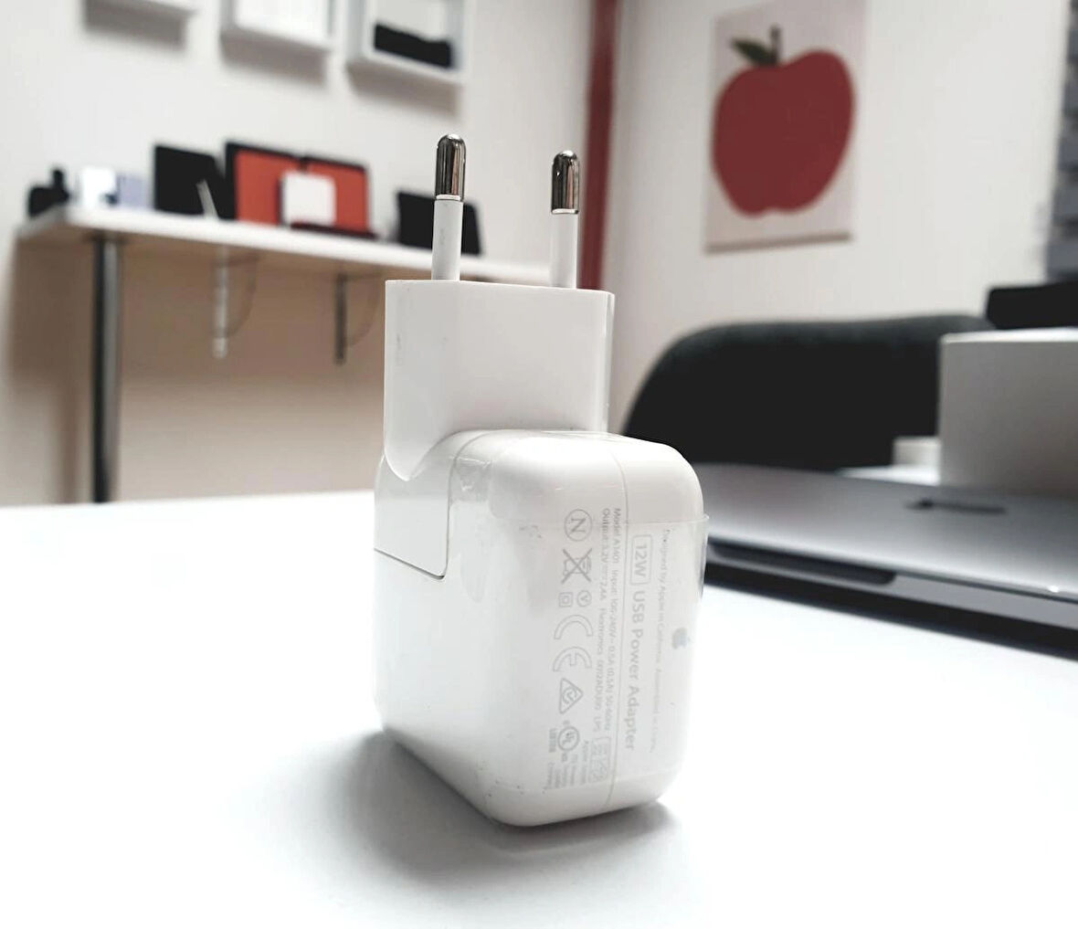 Apple 12 W USB Güç Adaptörü MGN03TU/A