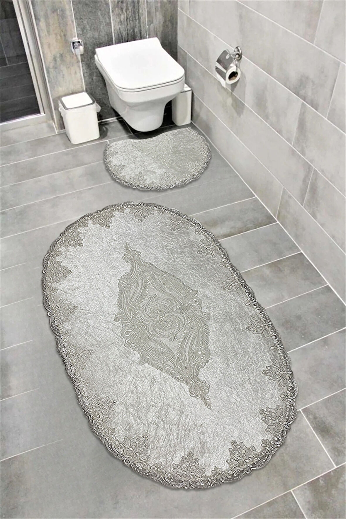 Milas Kaymaz Taban, Kadife Dantel Detaylı 3'lü Süper Lüks Oval Banyo Paspası Seti Beyaz