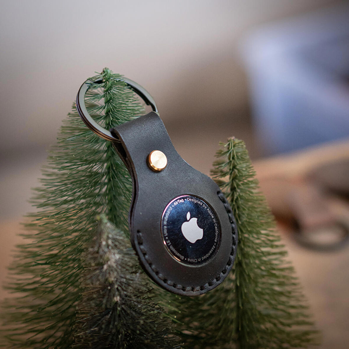 minimal X Apple Airtag Kılıfı - Kaliteli Anahtarlık Halkası - El Yapımı ve Gerçek Deri - Siyah