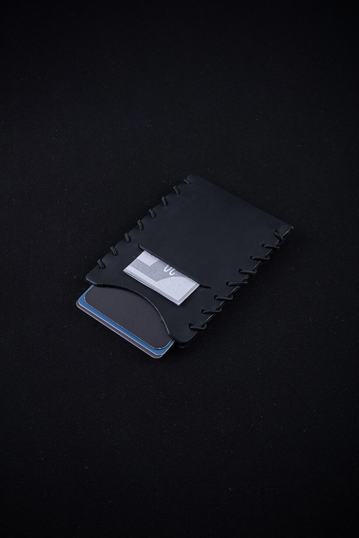 minimal X V1 Hakiki Deri Kartlık - Minimalist Esnek Tasarım - Bol Kart Kapasiteli