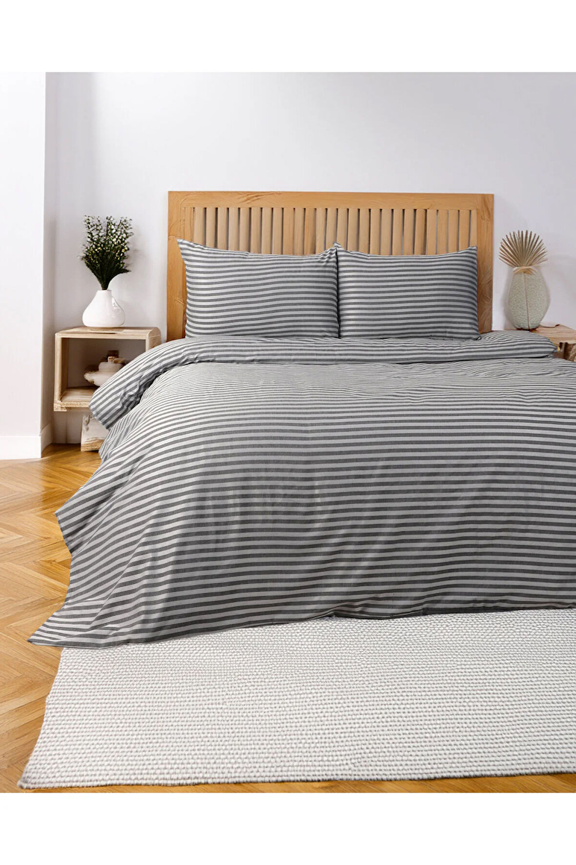 Mirvona Home Saten Tek Kişilik Lastikli Çarşaflı Nevresim Takımı