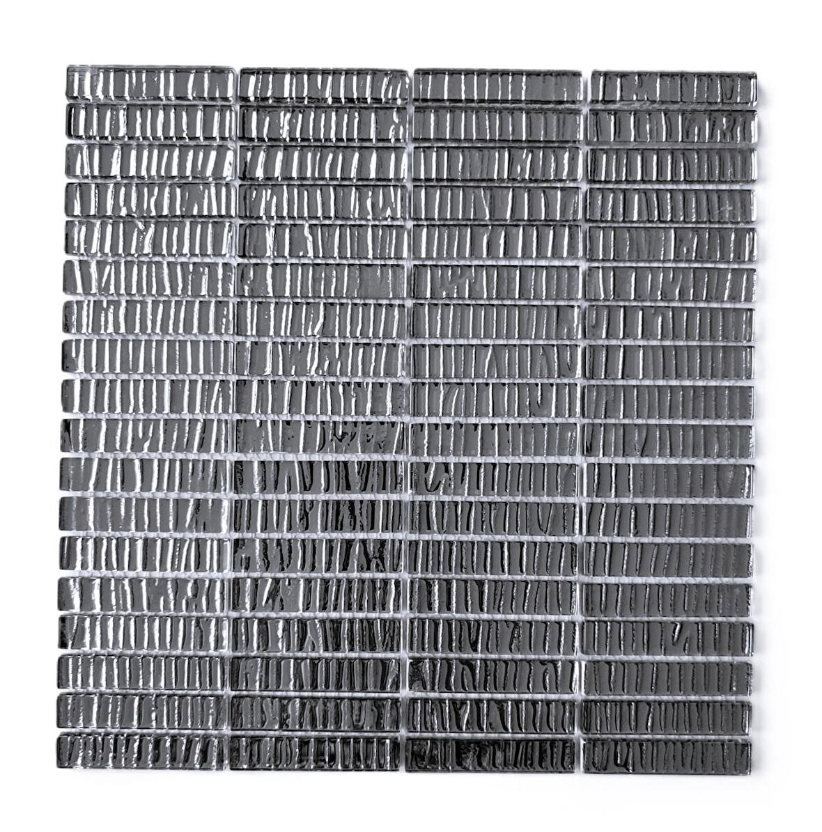 Mutfak tezgah arası ve iç mekan kaplama ve dekorasyon uygulamaları için, 15x73mm. Gümüş Krom, 30x30cm. Fileli Kristal Mozaik.