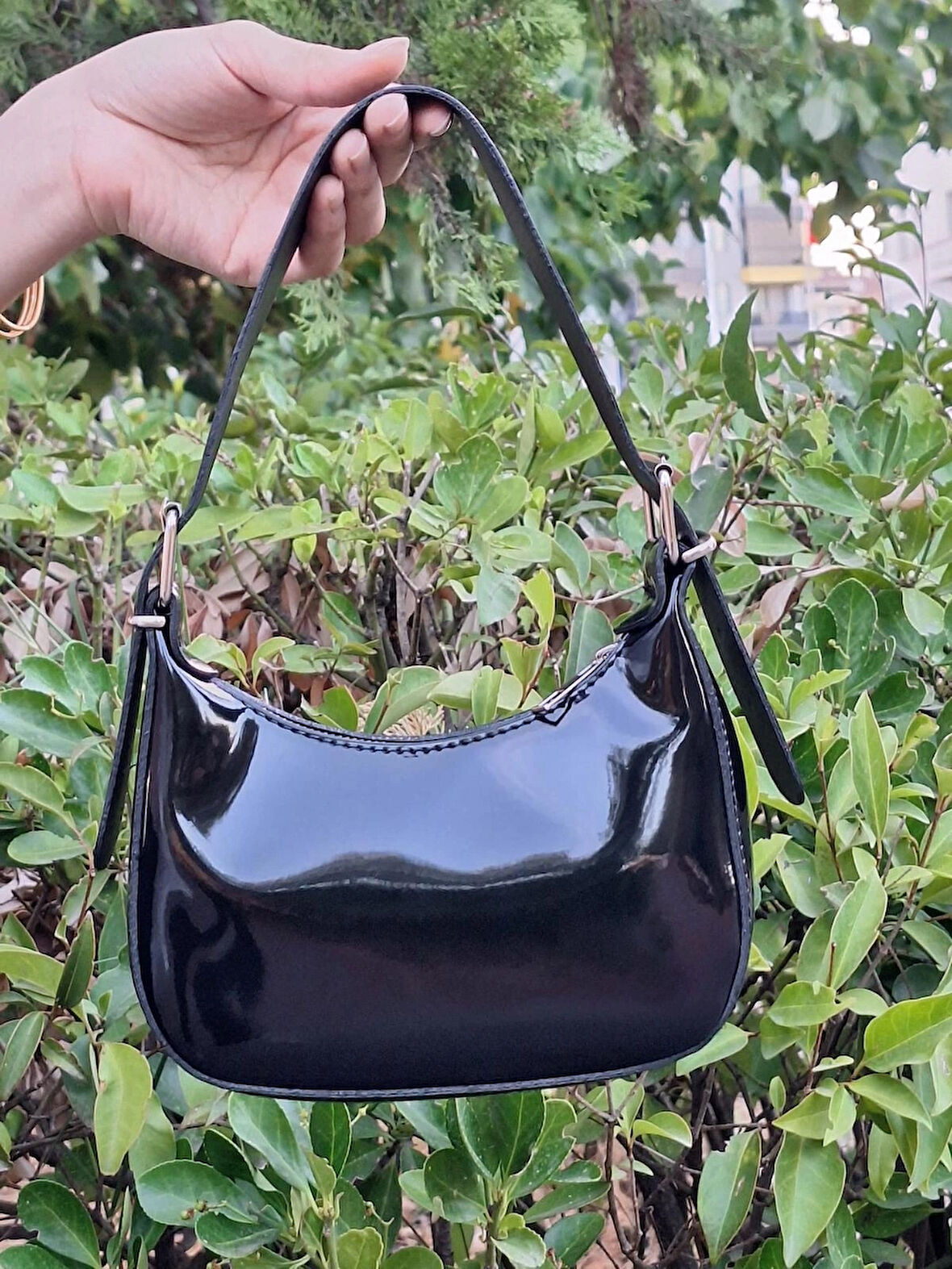 Kadın Mini Siyah Kemer Detaylı Baget Çanta
