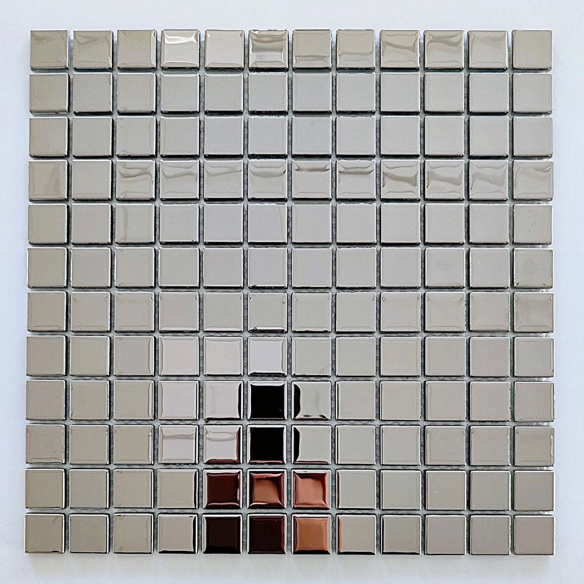 Mutfak tezgah arası ve iç mekan kaplama ve dekorasyon uygulamaları için, 23x23mm. Gümüş Krom, 30x30cm. Fileli Kristal Mozaik.