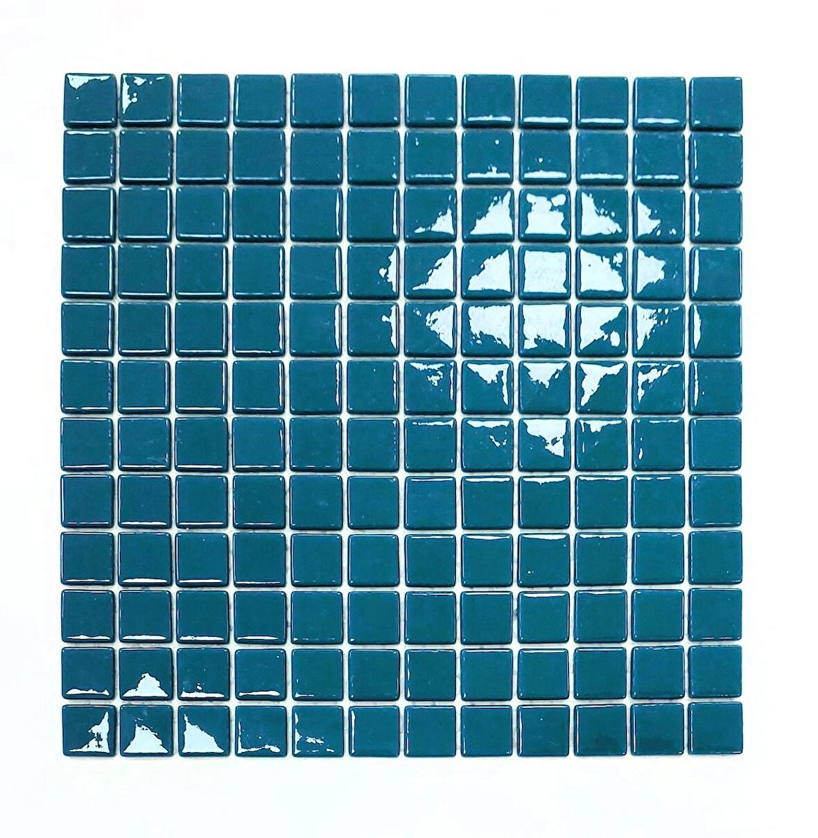 Mutfak tezgah arası, Havuz, Banyo, Sauna, Spa, iç , dış, zemin, duvar, kaplama ve dekorasyon uygulamalarında tüm yüzeyler için, 25x25mm. Turkuaz, 31.5x31.5cm. Fileli Cam Mozaik.