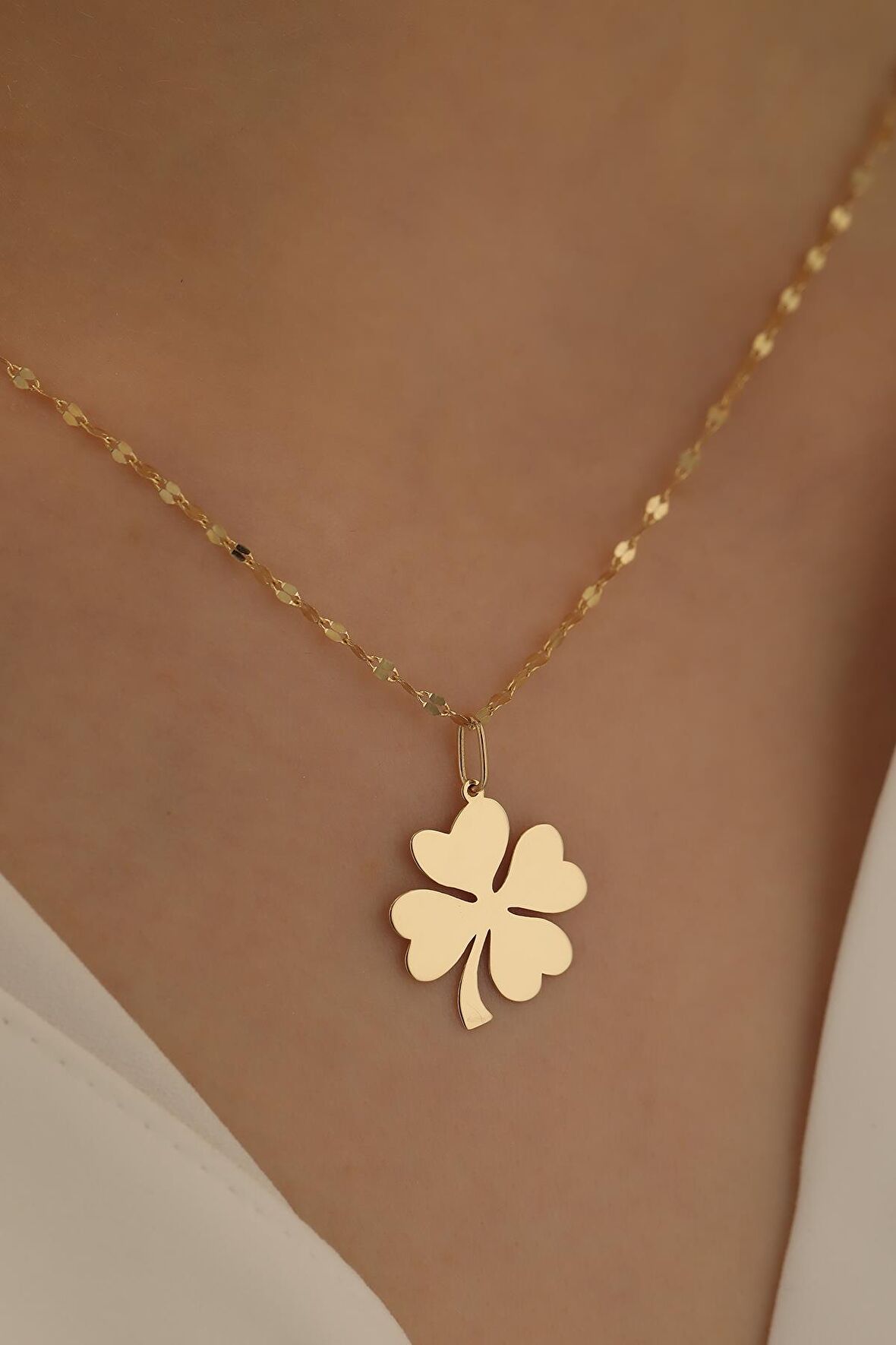 14 Ayar Altın Yonca Aynalı Zincir Kolye