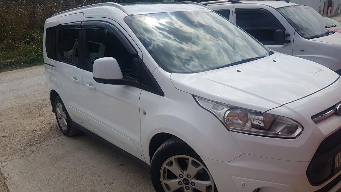 MKM MKM Ford Connect 2017 ve Üzeri 4'lü Mugen Cam Rüzgarlığı