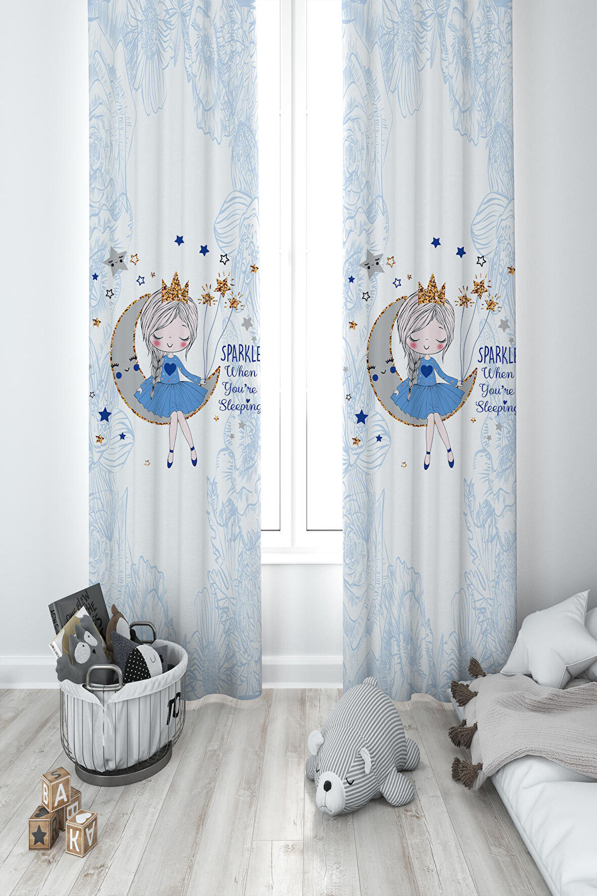MEKTA HOME BEBEK VE ÇOCUK ODASI Ayda Oturan Kız Desenli Mavi Motifli 2 Kanat Fon Perde