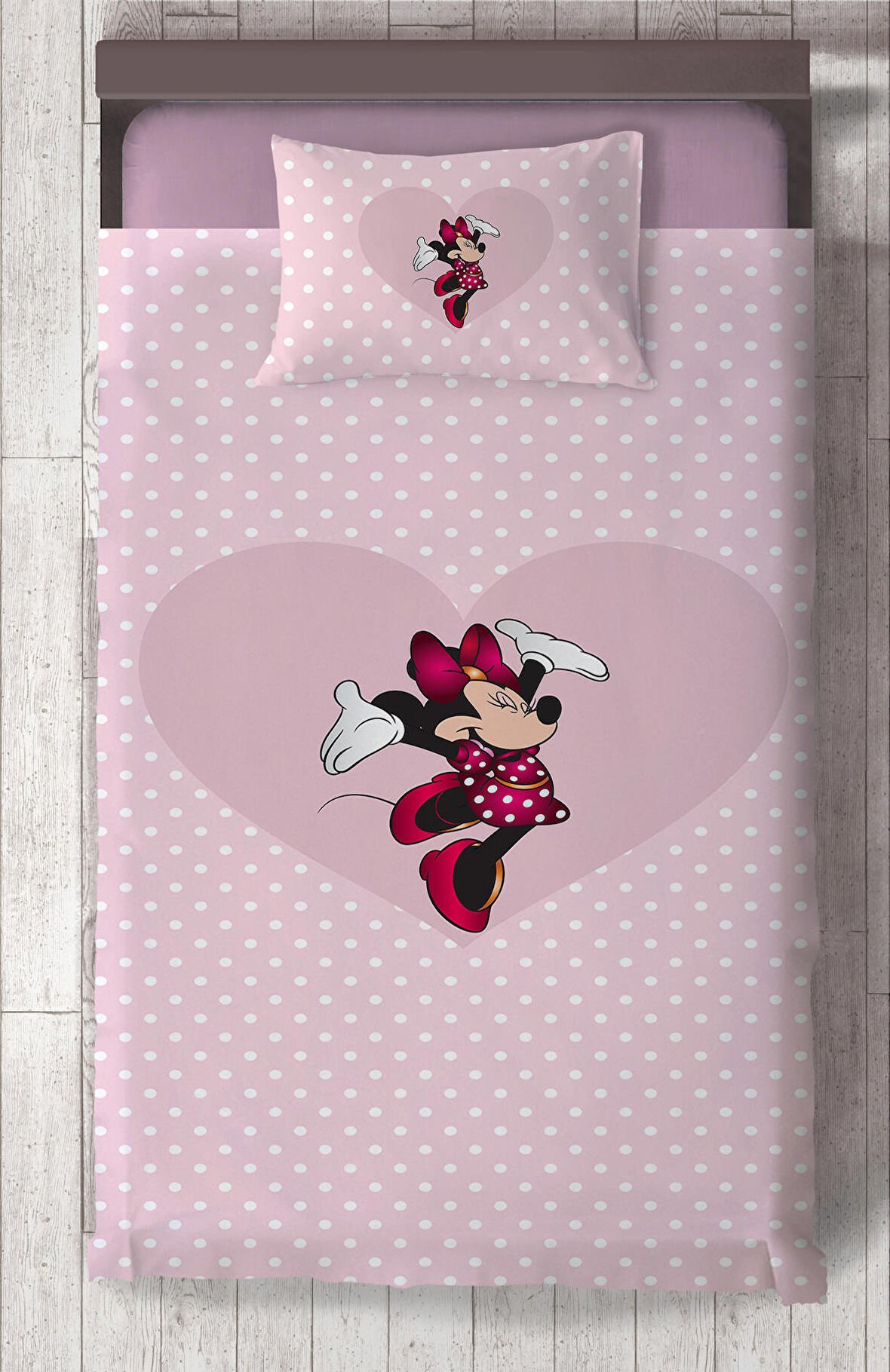 MEKTA HOME BEBEK VE ÇOCUK ODASI Büyük Kalpli Minnie Mause ve Puantiyeli Yatak Örtüsü