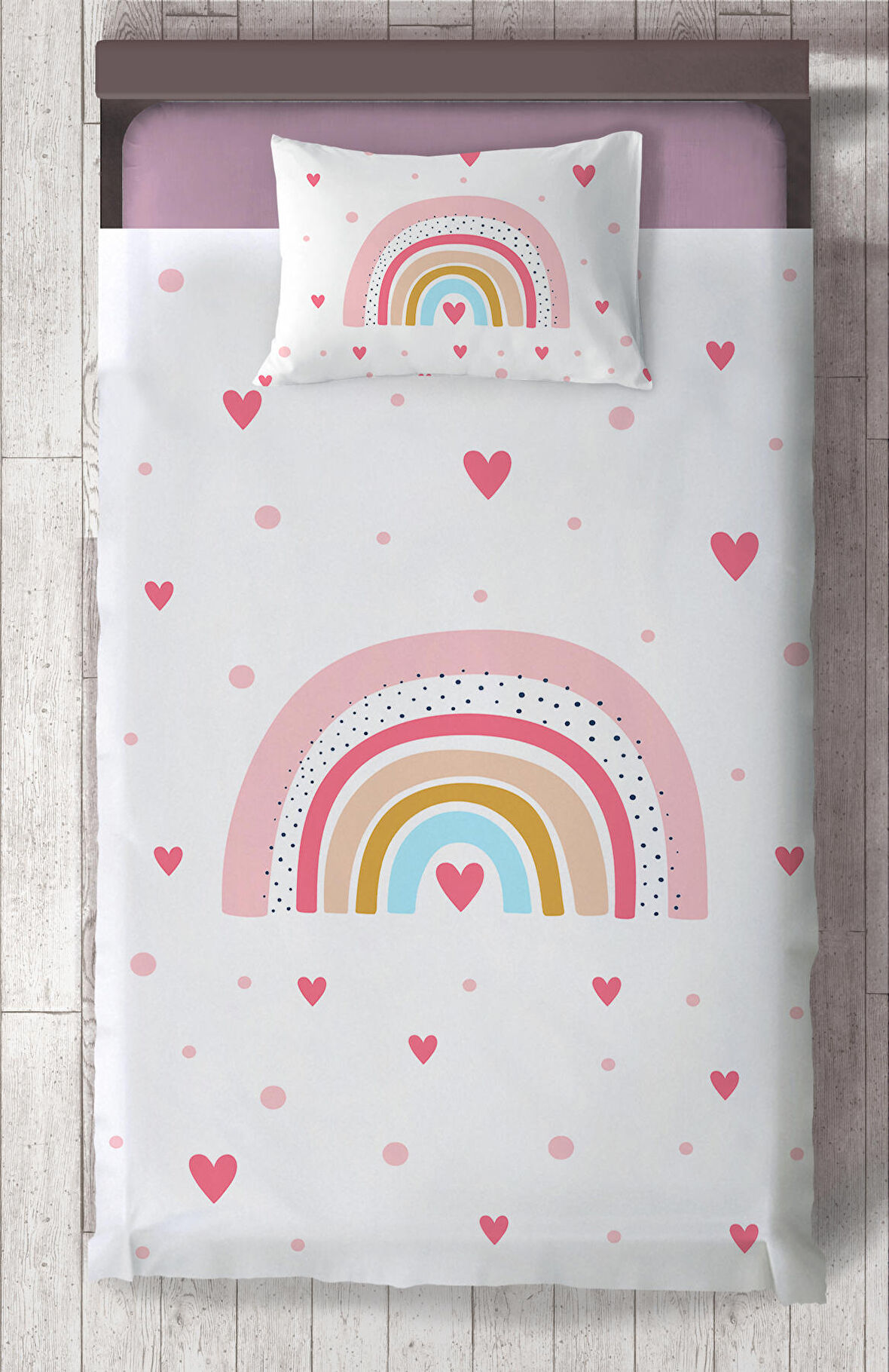 MEKTA HOME BEBEK VE ÇOCUK ODASI Gökkuşağı ve Kalp Desenli Yatak Örtüsü 