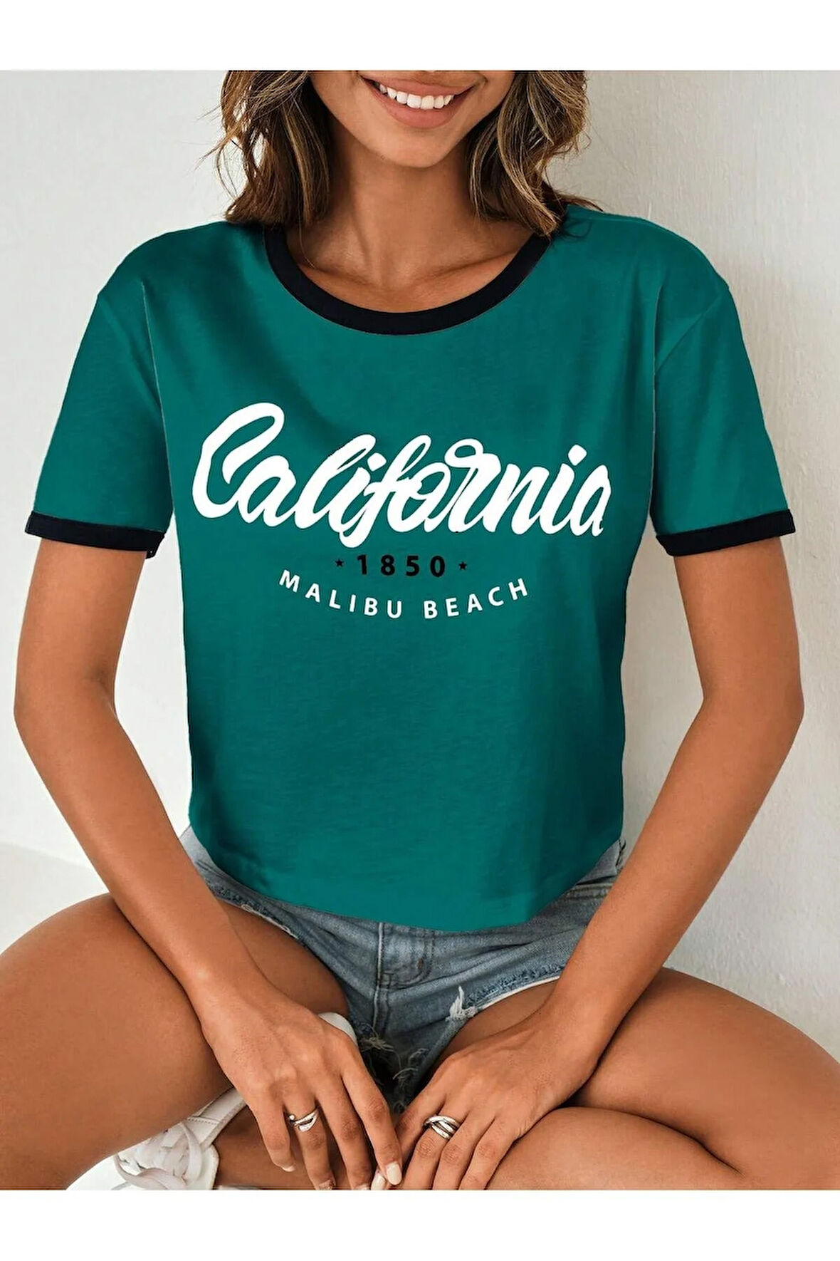 Kadın California Baskılı Crop T-Shirt
