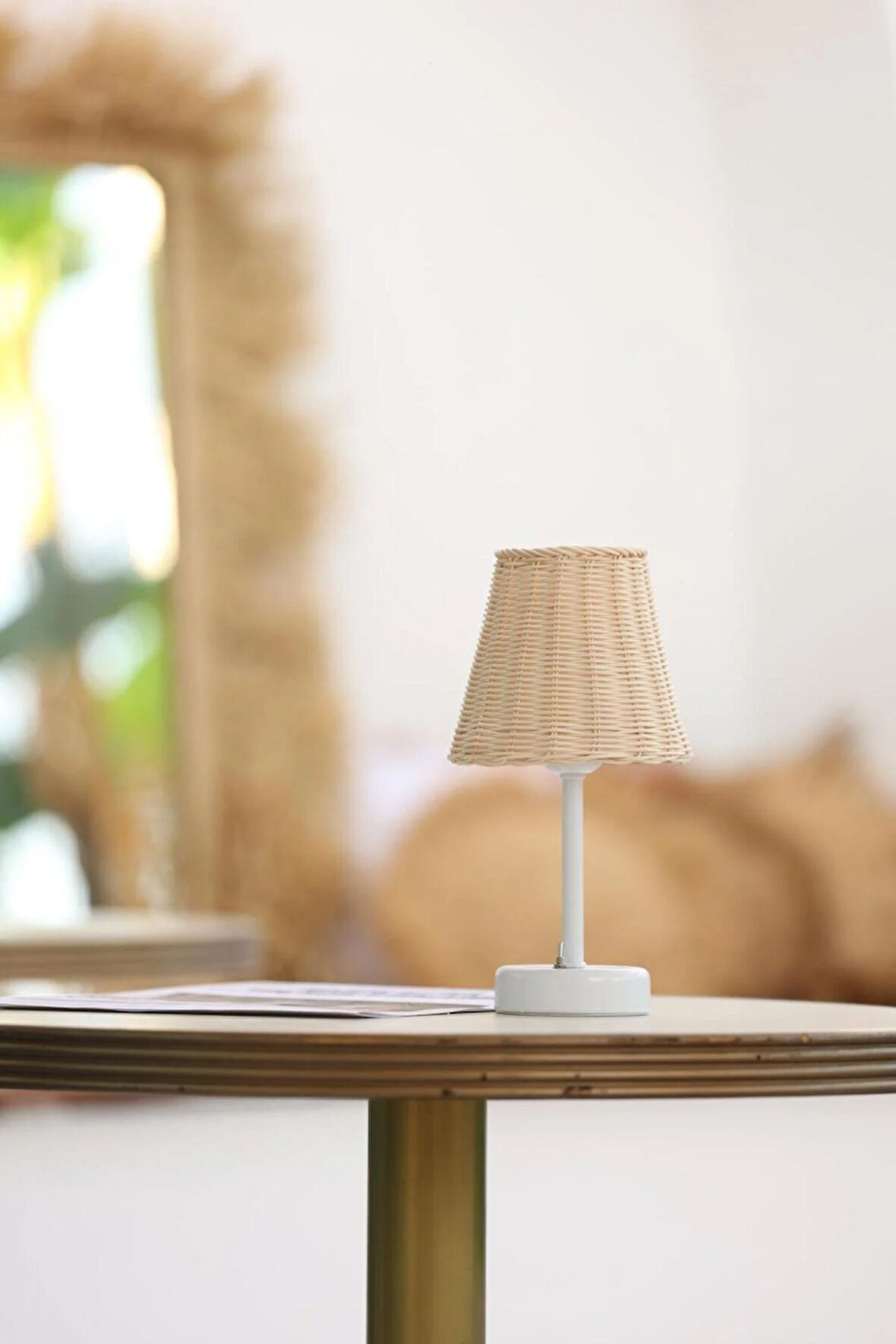 Rattan & Bambu Kablosuz Pilli Abajur Masa Lambası - Alt Uzun Beyaz