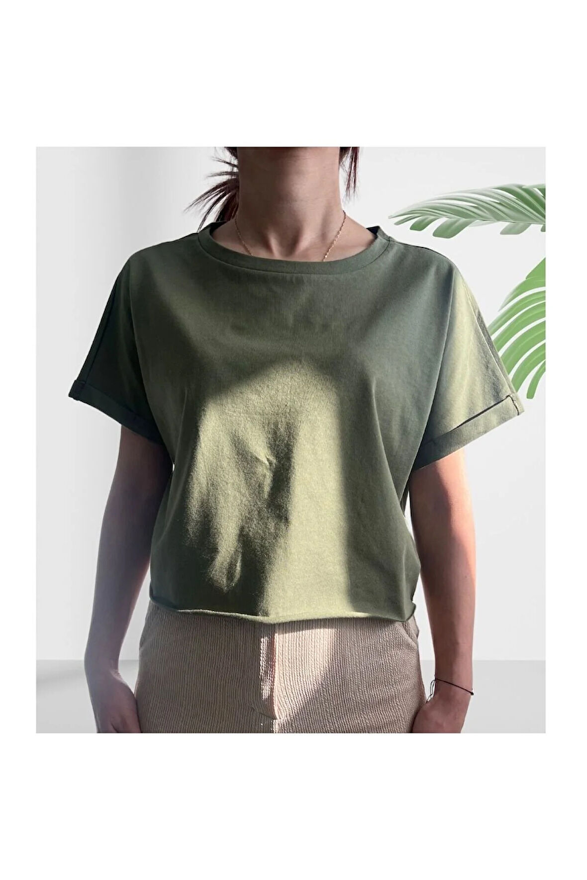 Crop Bisiklet Yaka Haki Yeşili Pamuklu T-shirt Sportwear