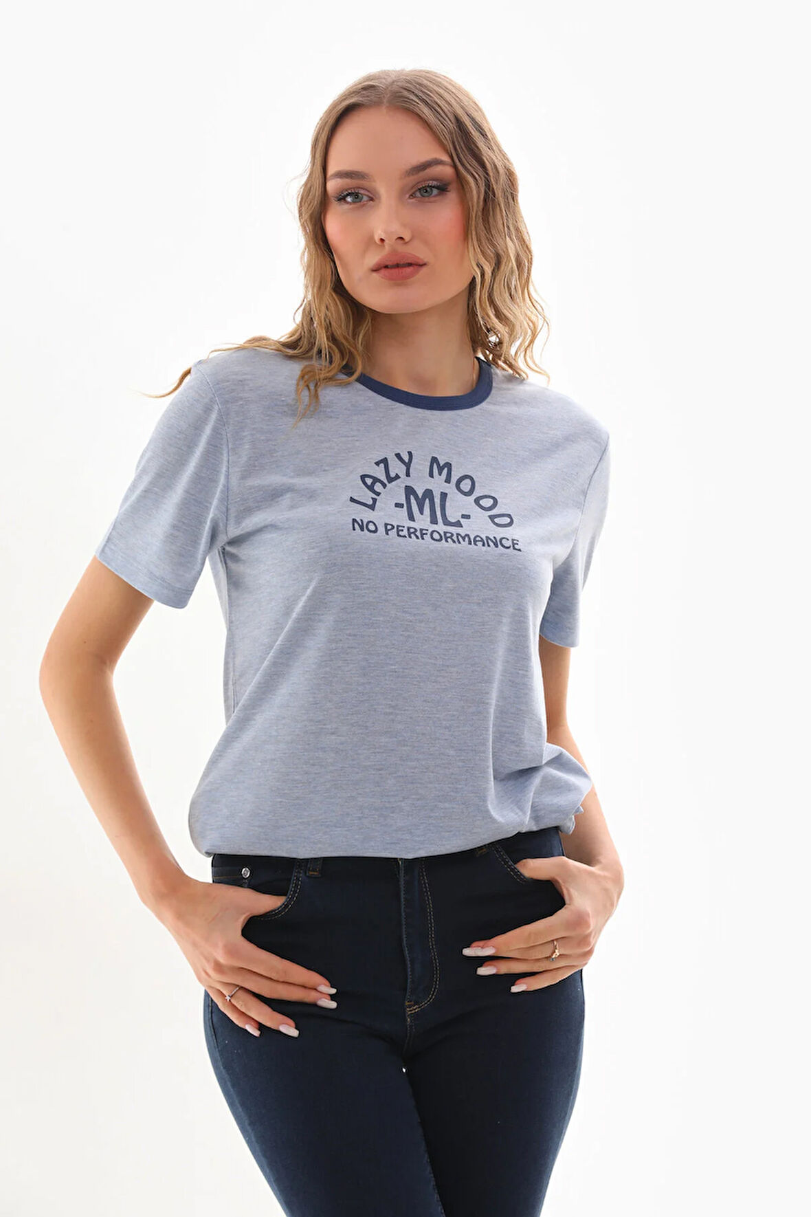 Kadın Bisiklet Yaka Slogan Baskılı Kontrast Biyeli T-shirt