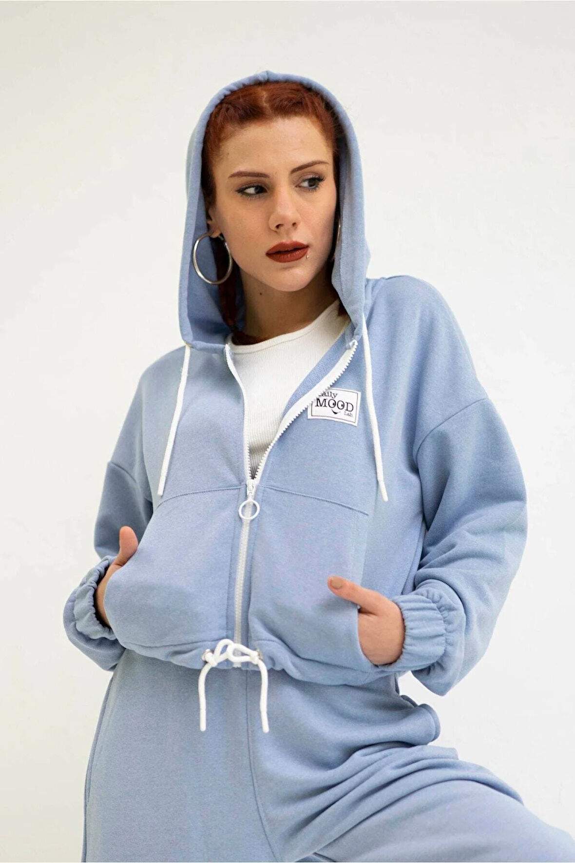 Kadın Kapşonlu Fermuarlı Crop Sweatshırt