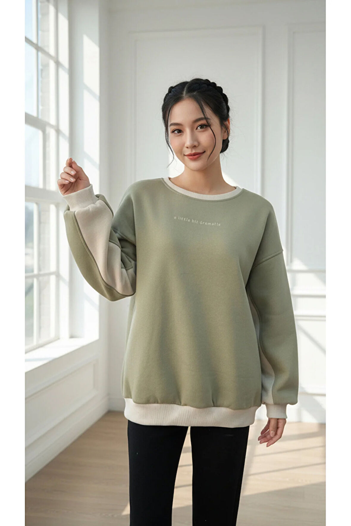 Kadın Rahat Kesim İçi Şardonlu Oversize Slogan Baskılı Sweatshirt