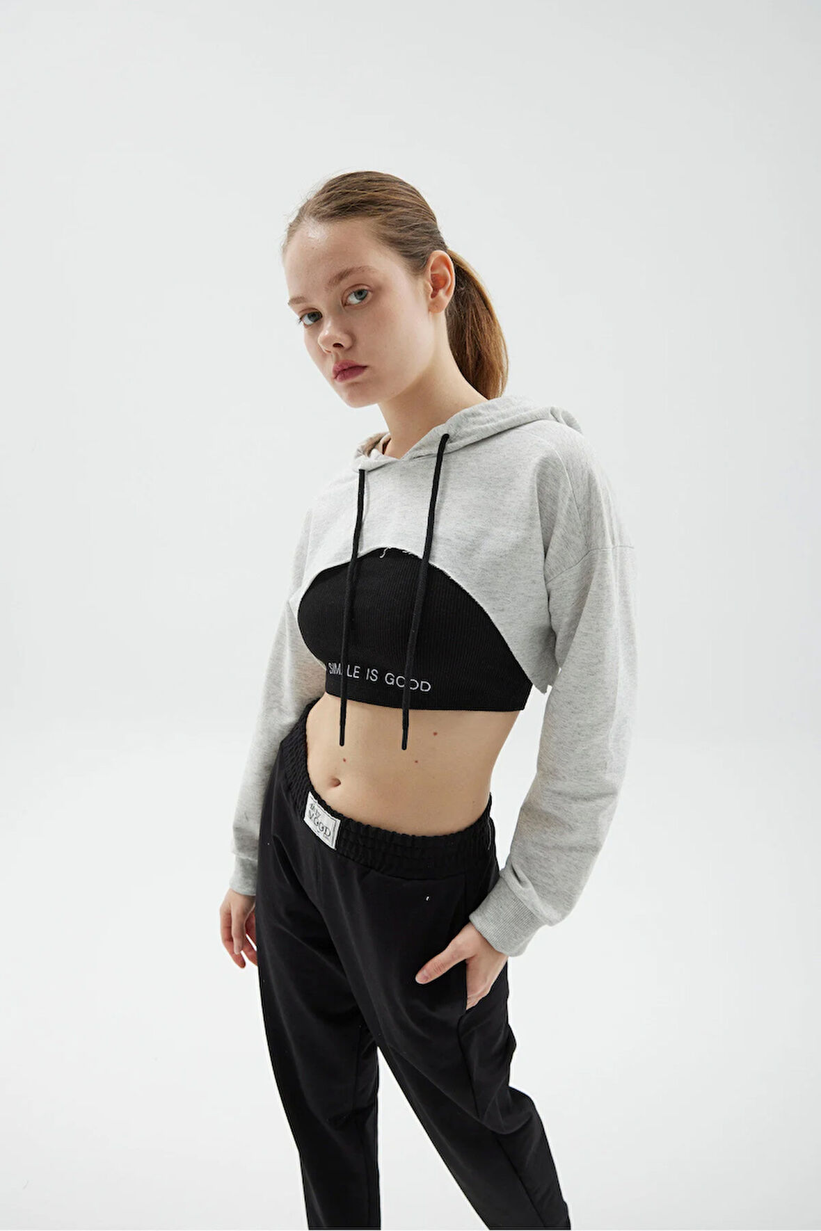 KAPŞONLU 2'Lİ CROP SWEATSHIRT