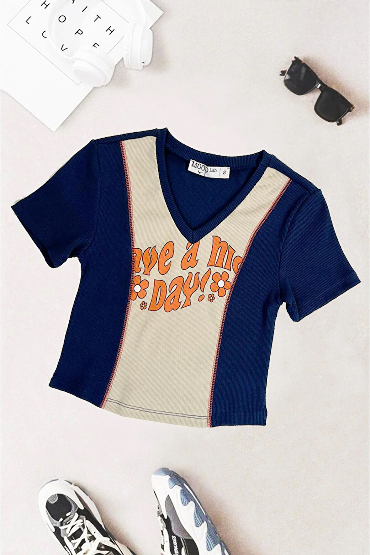 Crop Slogan Baskılı Parçalı Kaşkorse Karyoka Detaylı Tişört