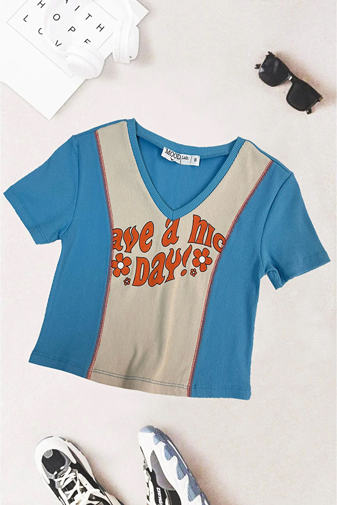 Crop Slogan Baskılı Parçalı Kaşkorse Karyoka Detaylı Tişört