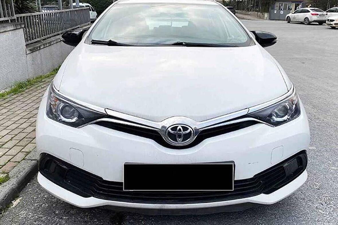 Toyota Corolla Batman Yarasa Ayna Kapağı Piano Black 2013-2018