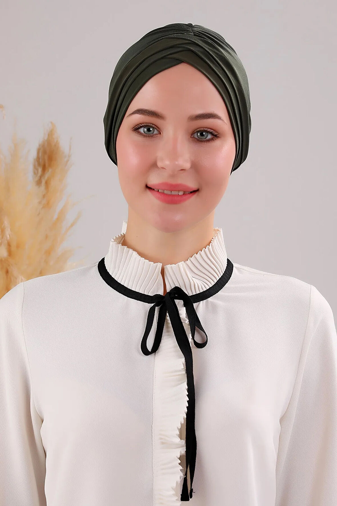 Kadın Üç Bantlı Çapraz Hazır Türban Dış Bone Haki