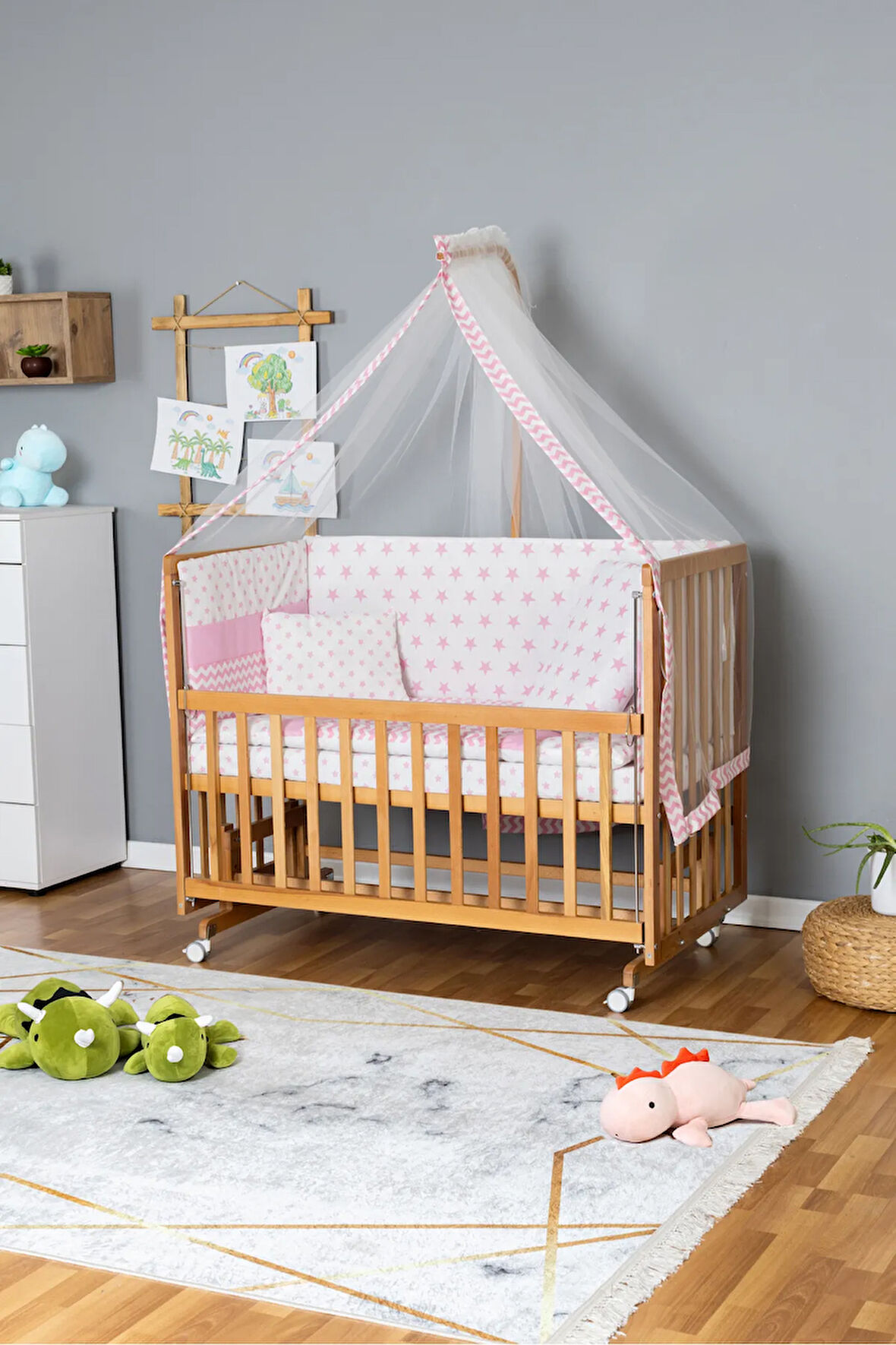 Ahşap Beşik Anne Yanı Beşik Vernikli 70x130 - Pembe Yıldız 1 Yastıklı Uyku Seti +Yataklı+Tekerlekli