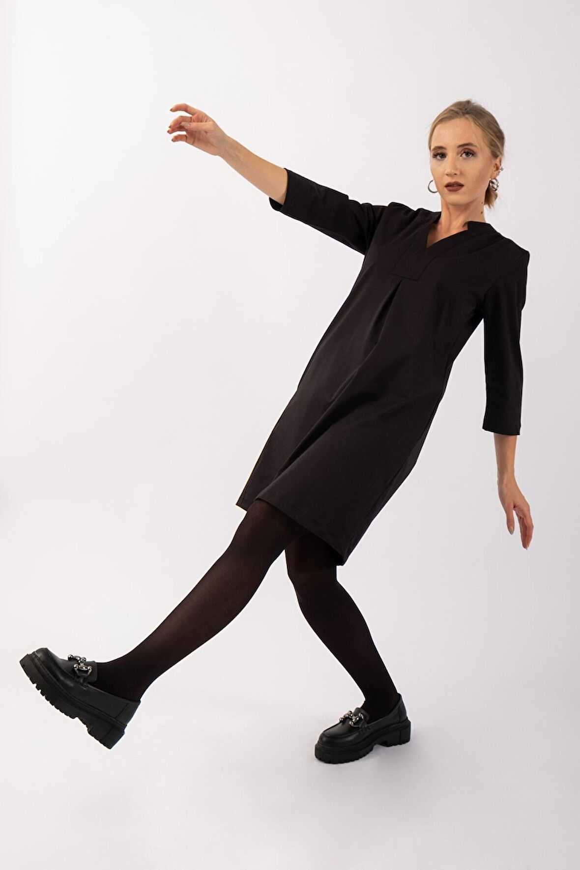Bold & Young Kadın Likralı Cepli Saten Kumaş Elbise - 3/4 Kol