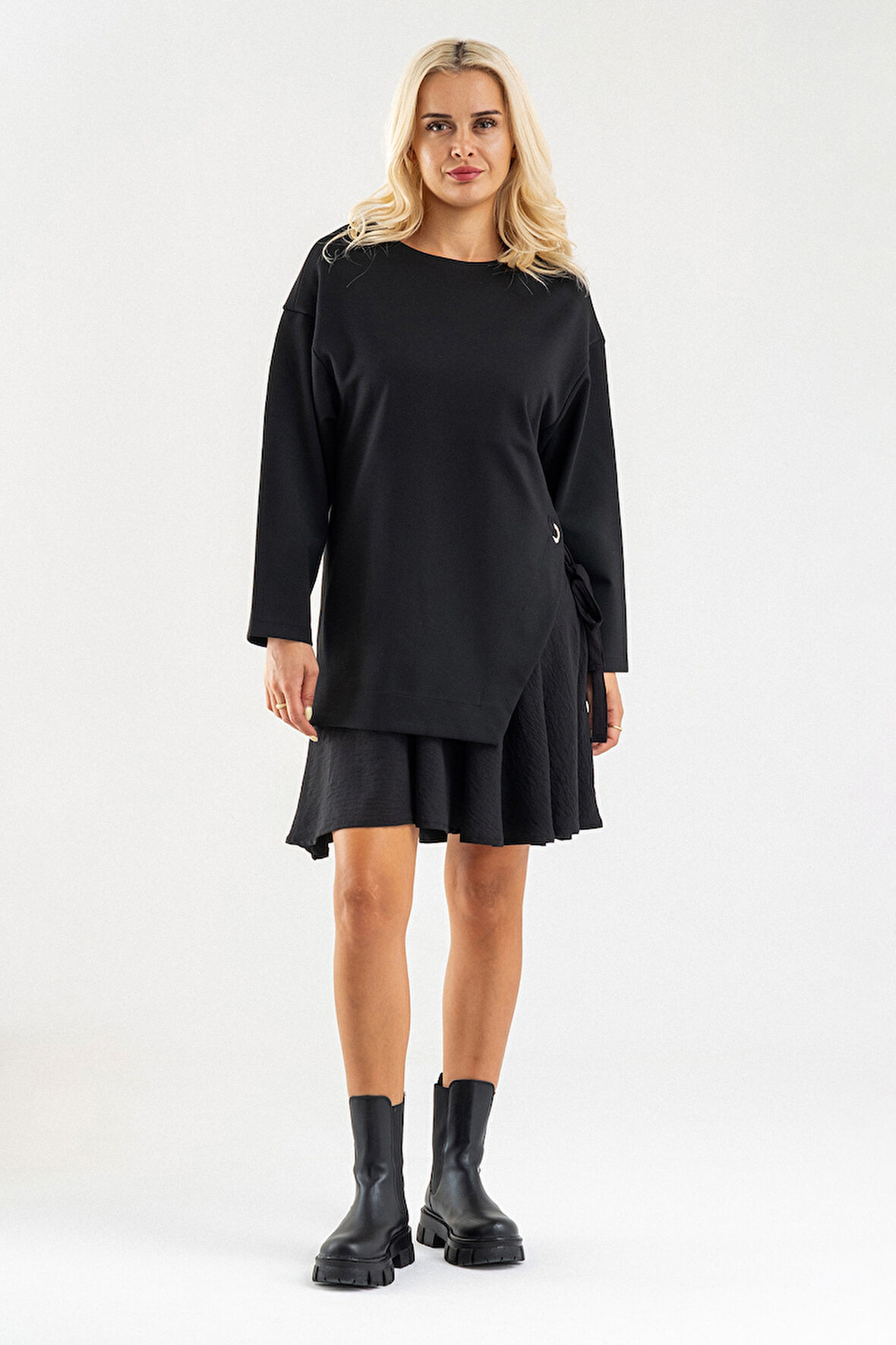 Bold&Young Kadın Aerobin Kumaş Kuş Gözü Detaylı Çelik Kumaş Elbise