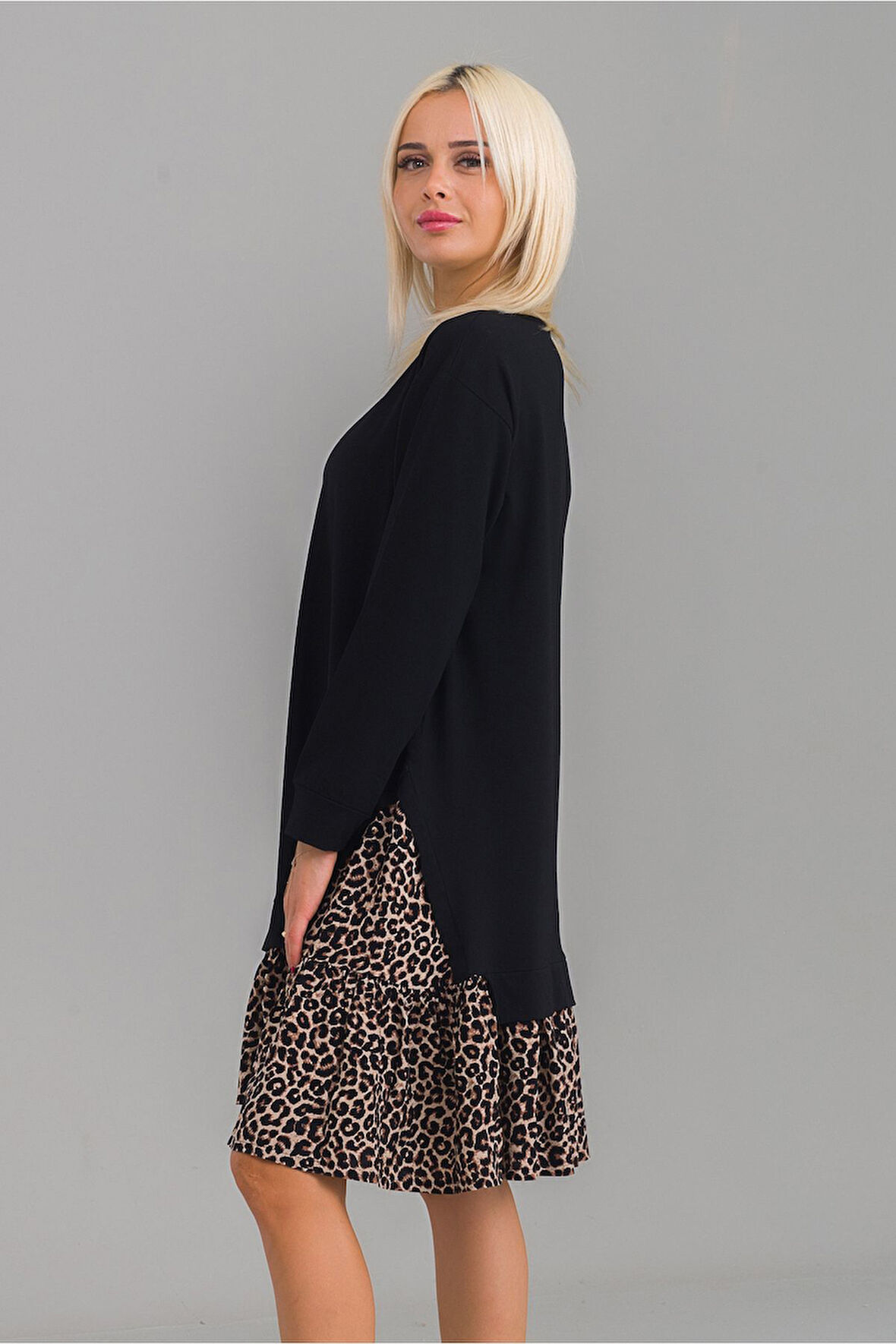 Bold & Young Kadın Siyah Renk Pamuk Likra Örme Kumaş Viskon Leopar Baskı Kombinli Elbise