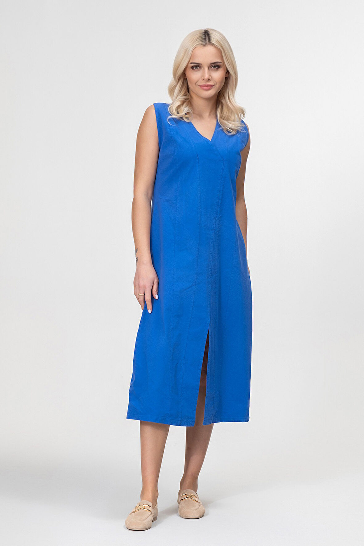 Bold and Young Kadın Yırtmaçlı V Yakalı Kolsuz Pamuklu Elbise