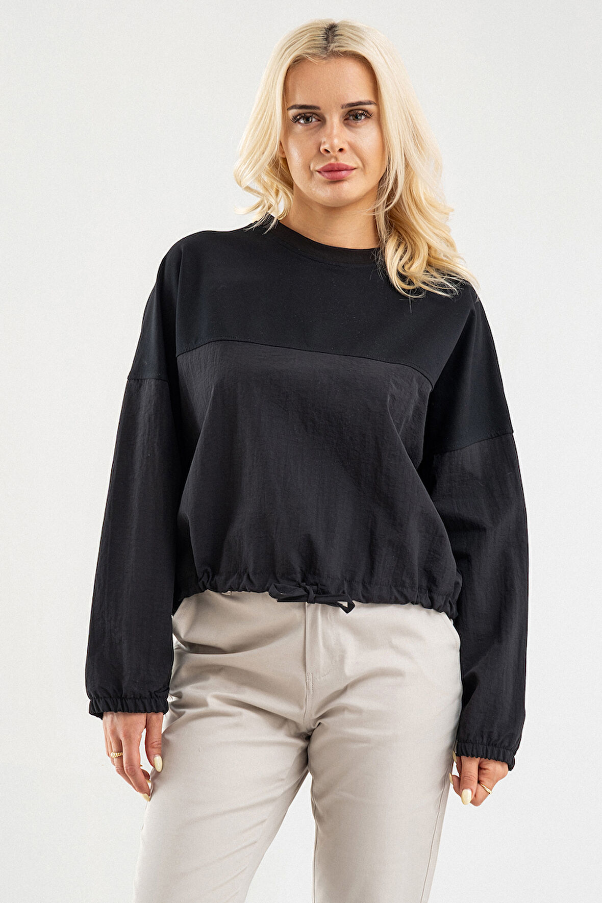 Bold Young Kadın Siyah Pamuk Likralı Sweatshirt – Polyamid Kumaş Detaylı Kordunlu