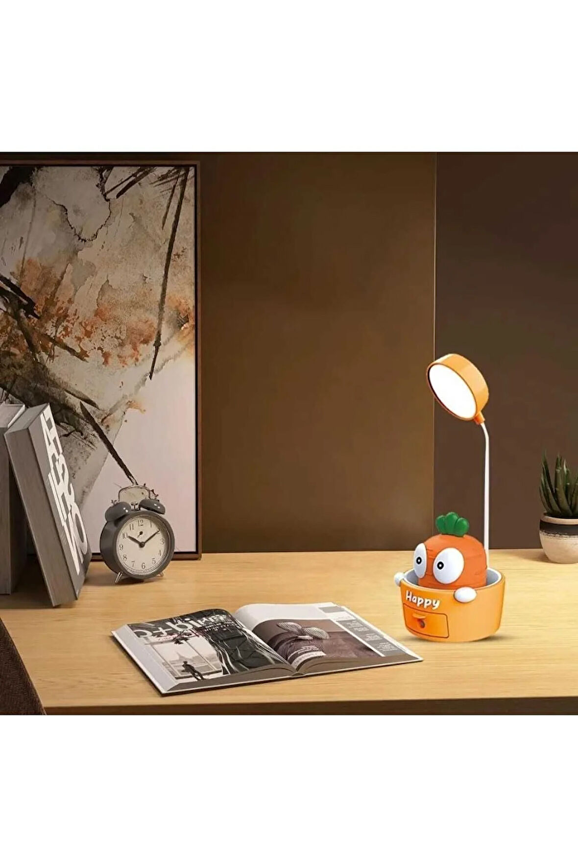 Karikatür Havuç-Ananas Figürlü Oynar Başlıklı 3 Kademeli Led Şarjlı Masa Lambası Kalem Tıraşlı