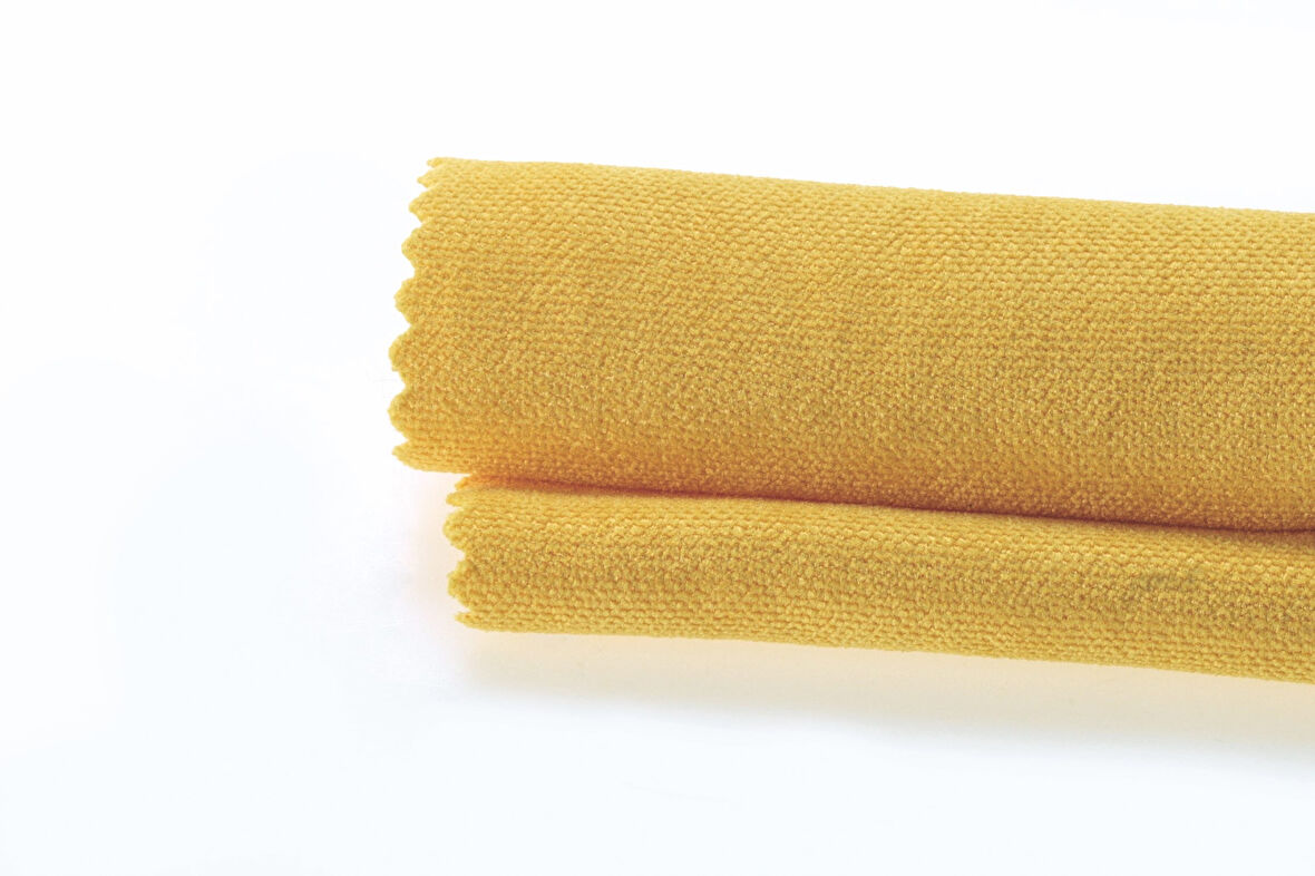 Pastel Hint Sarısı Masa Örtüsü Kadife Dokulu Leke Tutmaz