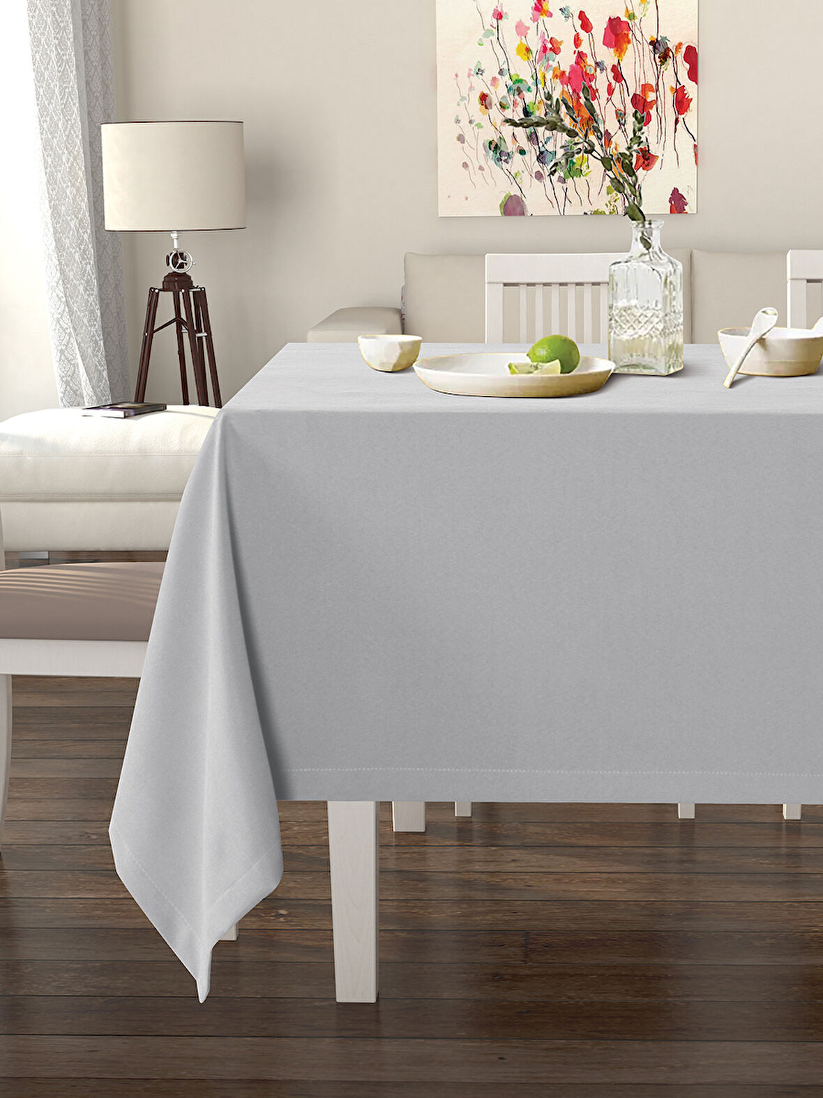 Pastel Metalik Gümüş Rengi Masa Örtüsü Kadife Dokulu Leke Tutmaz