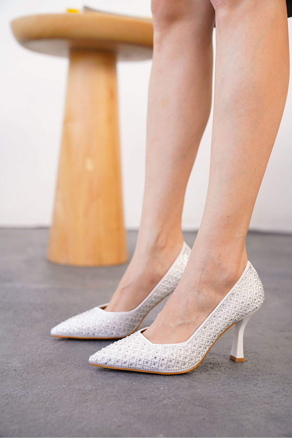 Kadın Roday Taşlı Topuklu Stiletto Ayakkabı  - Beyaz