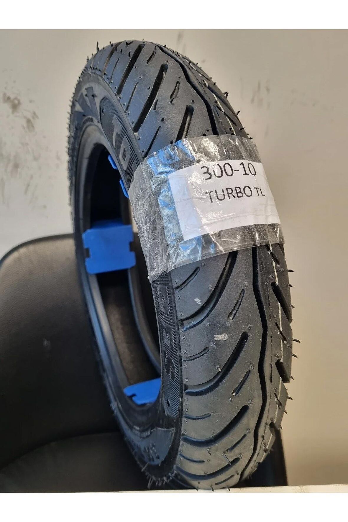 300-10 (TUBELESS - DUBLEKS) MOTOSİKLET LASTİĞİ