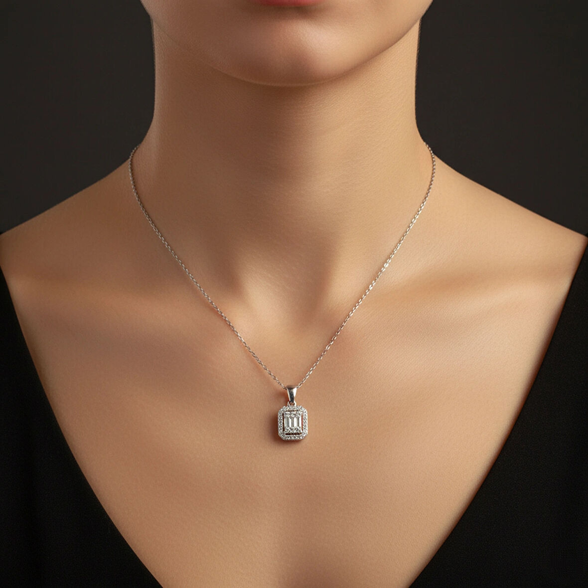 Modahilye - 925 Ayar Gümüş Baget Taşlı Tektaş Kolye 