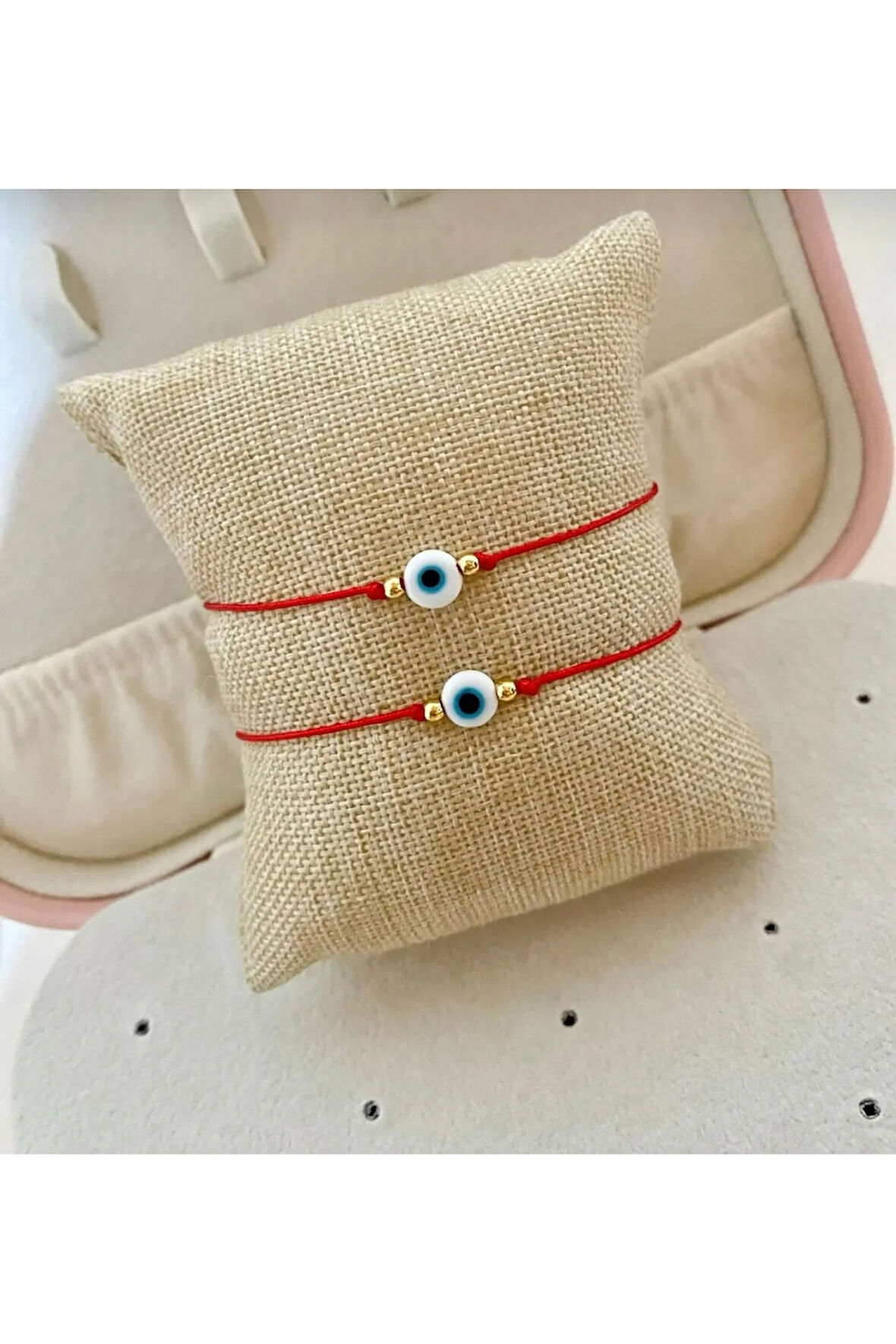 Kırmızı İp Nazar Boncuklu Bileklik – Ayarlanabilir, El Yapımı, Şans ve Koruma Sembolü, Unisex