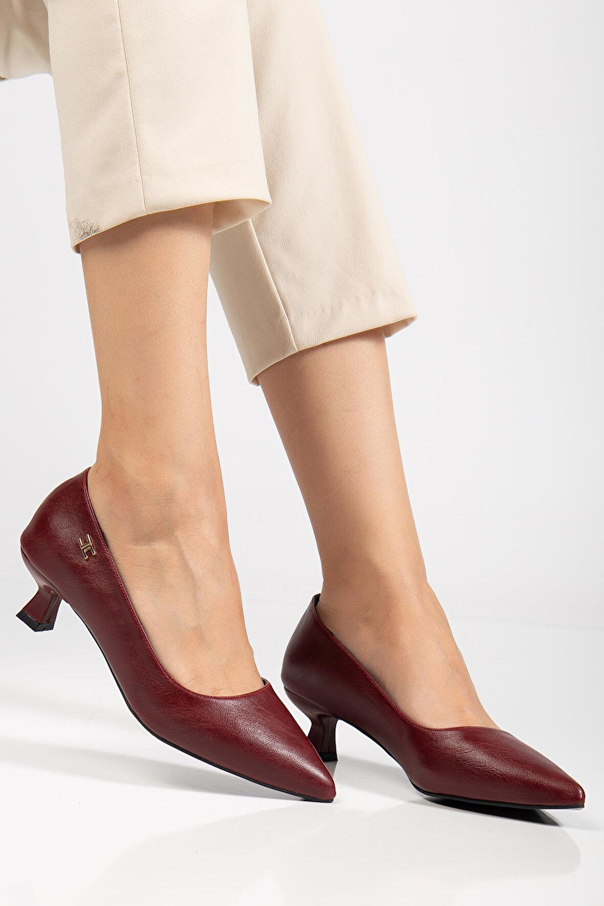 Suins Molina Model Kadın Mini Topuklu Stiletto Ayakkabı