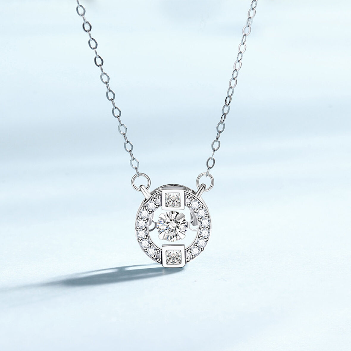 Monemel Kristal Taşlı Mini Beyaz Kalp  Kolye (Altın Kaplama)