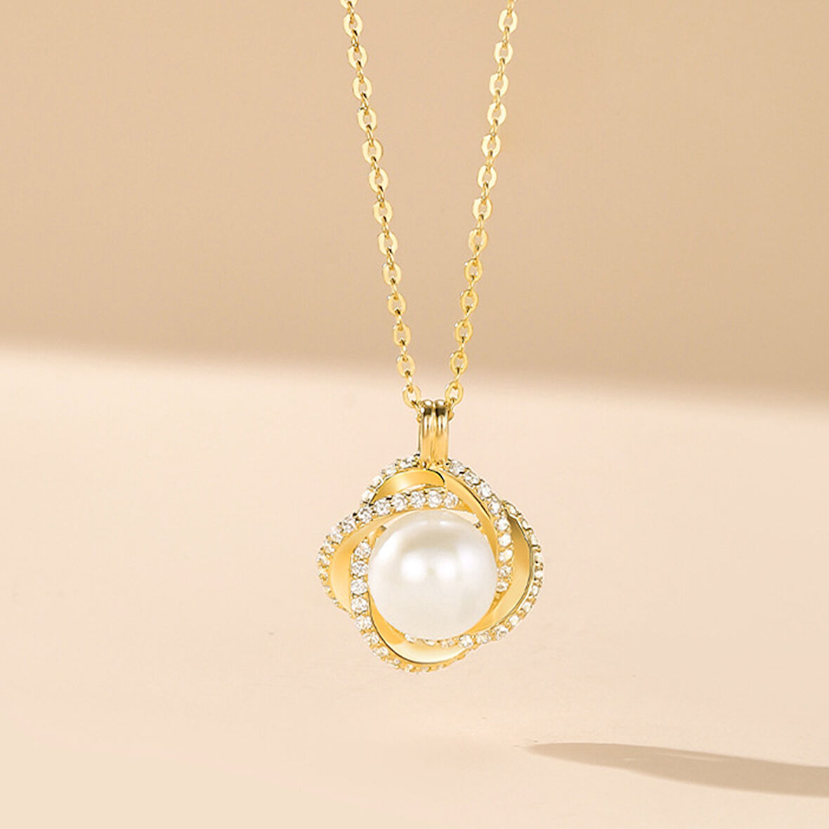 Monemel Kristal Taşlı Gold İnci Kolye(Altın kaplama)
