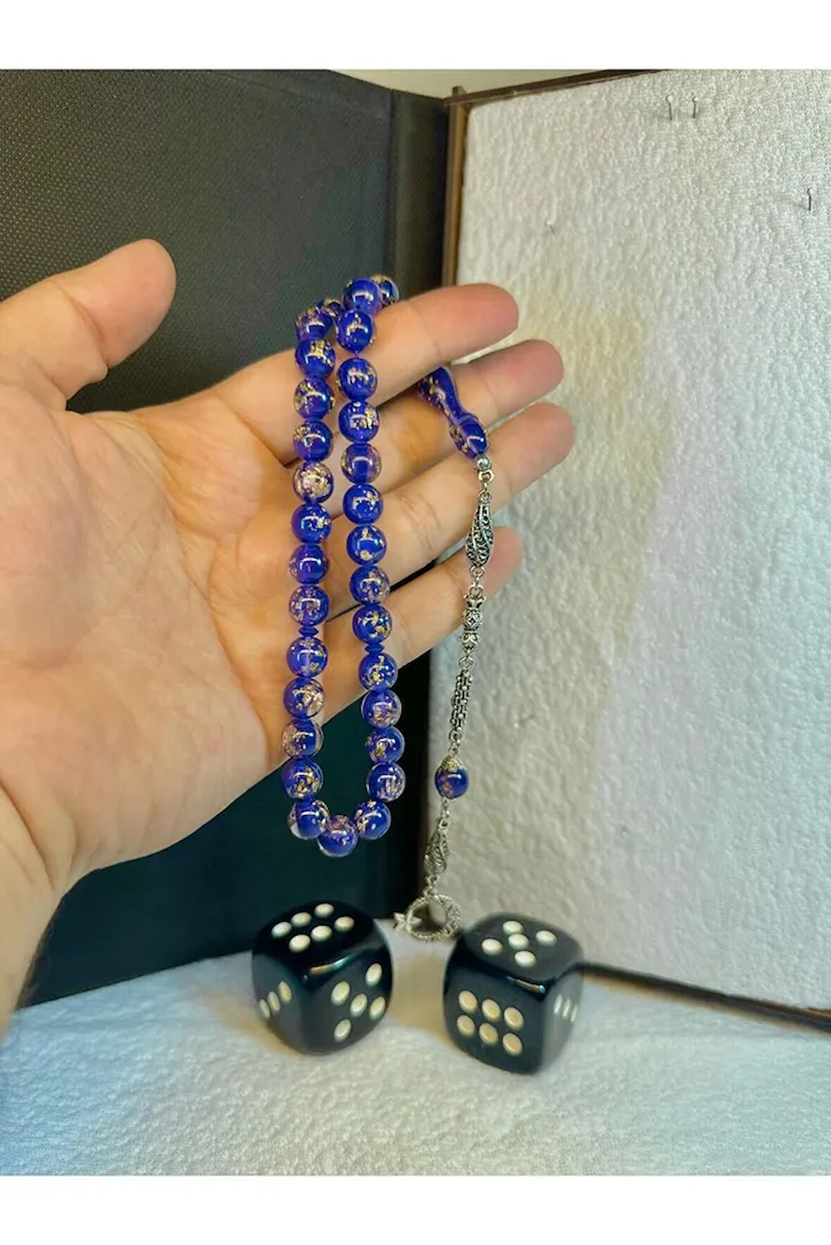 Altın Varaklı Tesbih Küre Kesim Uçak Camı T-24