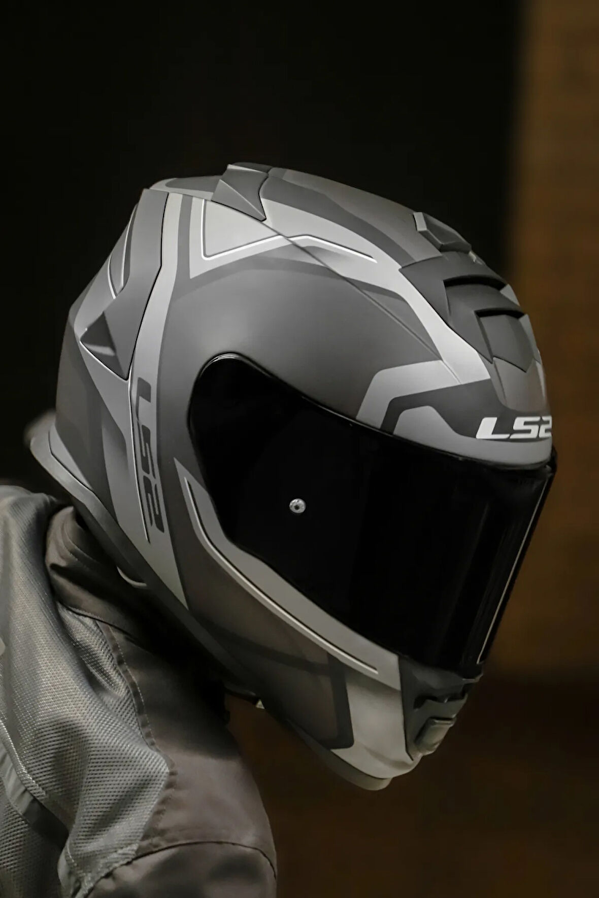 STORM 2 FASTER MAT TITANIUM KASK