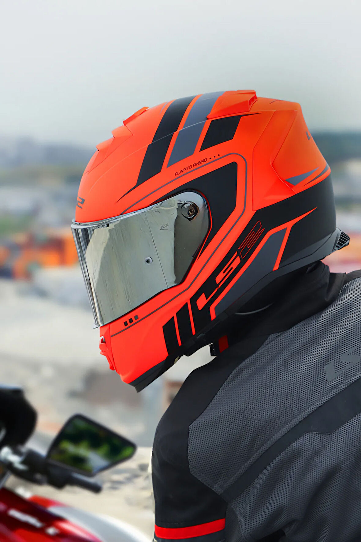 STORM 2 FIST MAT TURUNCU-SİYAH KASK