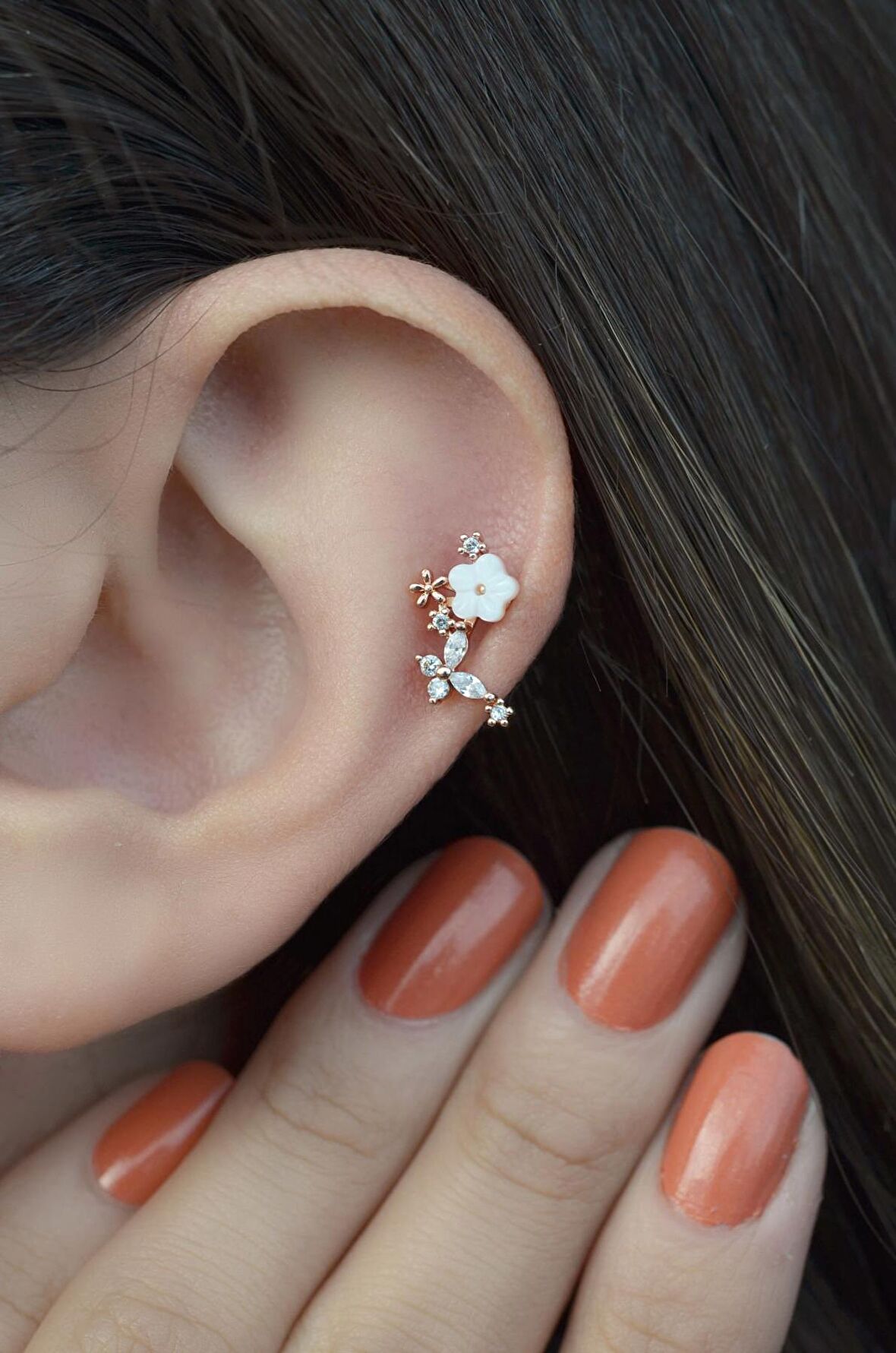 Rose Kelebekli Çiçek Piercing Helix Kıkırdak Lob