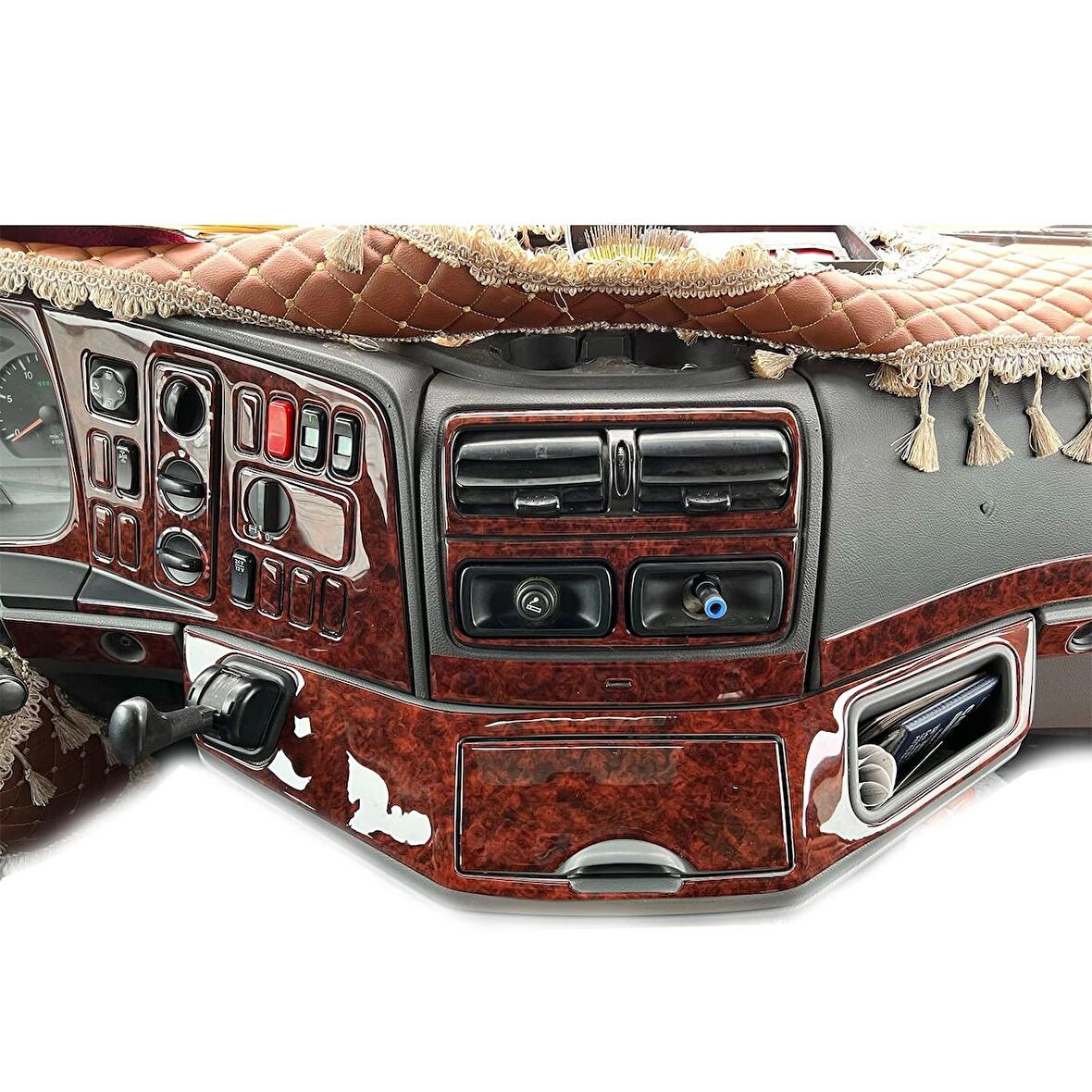 Meriç® Mercedes Axor Ön Torpido Kaplama 51 Parça 2001-2004