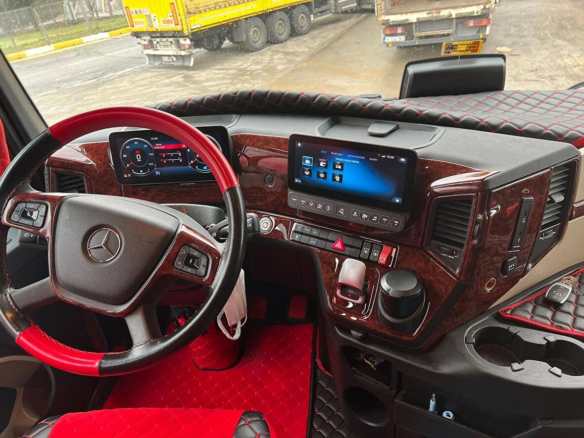 Meriç® Mercedes Actros Mp4 Ön Torpido Kaplama 32 Parça 2021-›